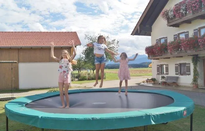 Muehlberger Hof Farm stay *