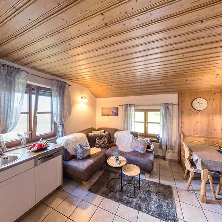 Muehlberger Hof Farm stay *